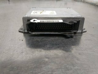 Opel 90492433 centralita motor uce omega b 420981