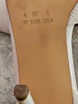 Zapatos de tacón blancos Primark talla 37