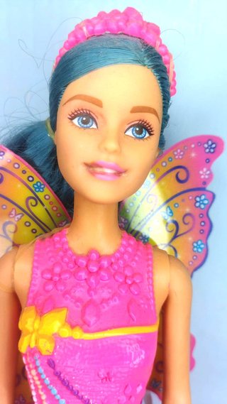 2 Barbies Hada Dreamtopia Color Reveal