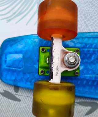 Monopatín Transparente Azul De 57 centímetros
