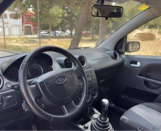 Ford Fiesta 2004