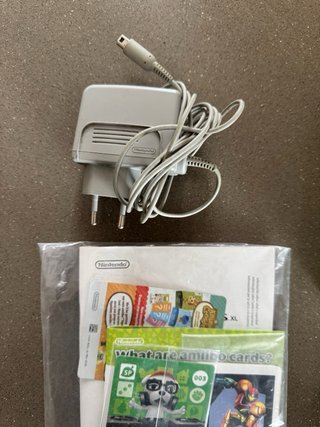 Nuovo Nintendo 3DS XL Animal Crossing: Happy Home