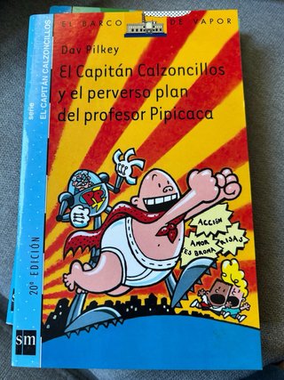 El Capitán Calzoncillos y el ataque de los retr...