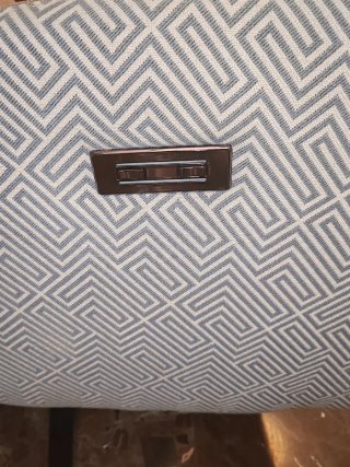 Sillón eléctrico marca CLINT