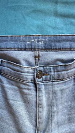 Pantalón vaquero azul claro