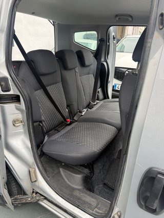 Peugeot Bipper 2012