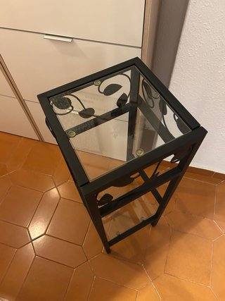 Mesa auxiliar hierro 2 estantes cristal