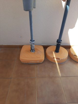 Sombrillas de terraza beige y gris