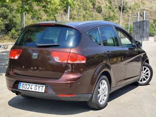 SEAT Altea XL 1.6TDI 105cv 1 Año de garantía!!