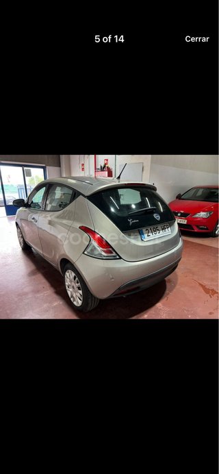 Lancia Ypsilon 2011