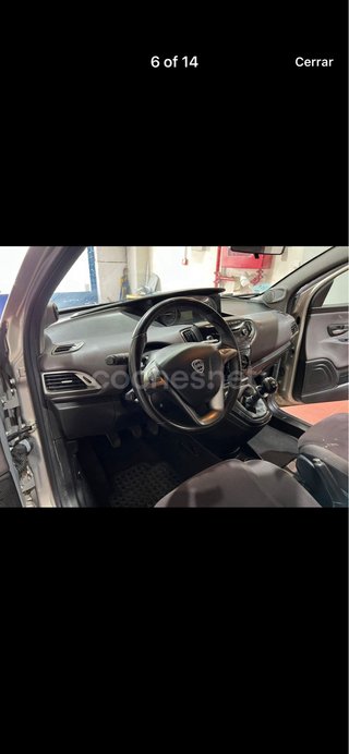 Lancia Ypsilon 2011