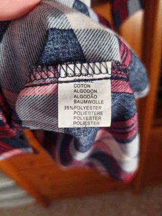 Vestido de cuadros azul y rojo