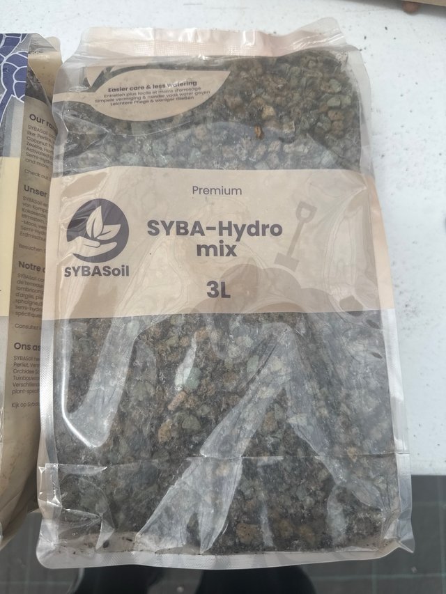 2 Bolsas 1 Sustrato Anthurium y 1 Hydro Mix