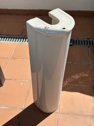 Lavabo Roca Grande (62cm) con pedestal y grifo