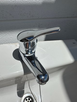 Lavabo Roca Grande (62cm) con pedestal y grifo
