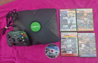 Consola Xbox Clásica con mando cables y juegos
