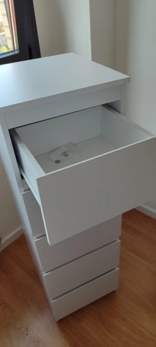 Cómoda OSLO Conforama 5 cajones 42cm