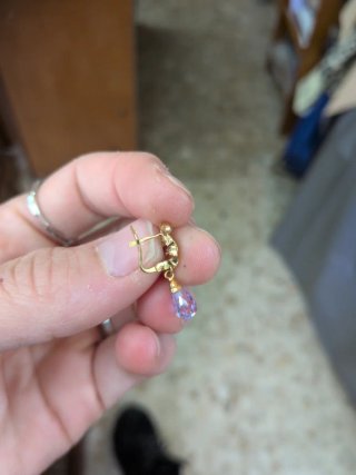 Pendientes Oro 18K Piedra Roca Morada