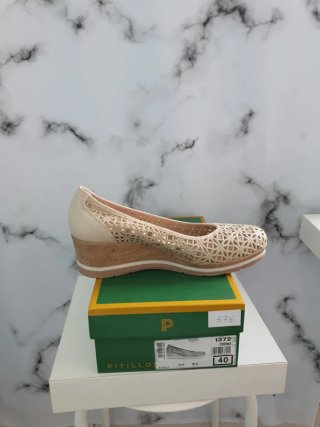 Zapatos Pitillos Beige Talla 40