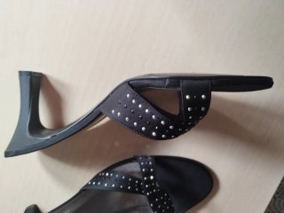 Sandalias tacón Blue Box negras y plateadas talla