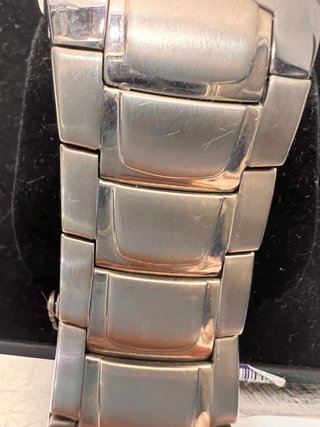 Reloj Lotus con caja