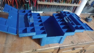 Maletín de herramientas azul