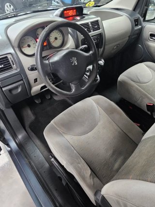 Peugeot Expert 2011