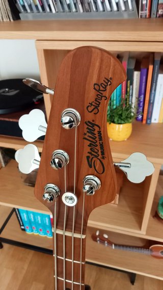 Sterling by Musicman Stingray Ray34 Bajo Eléctrico