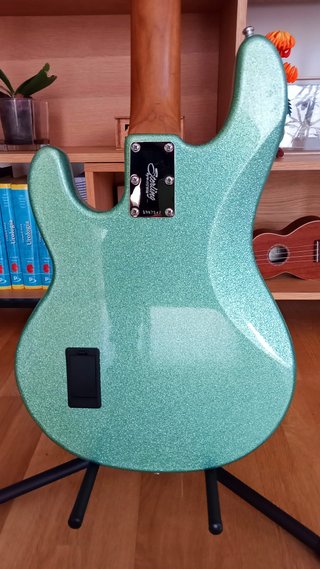 Sterling by Musicman Stingray Ray34 Bajo Eléctrico