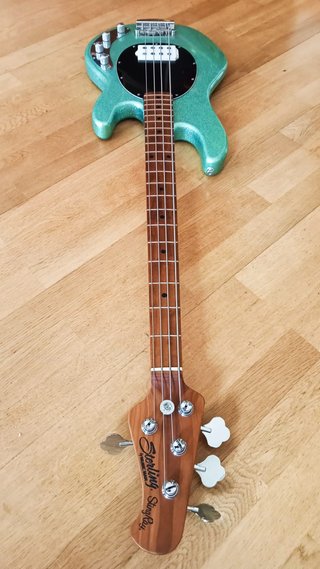 Sterling by Musicman Stingray Ray34 Bajo Eléctrico