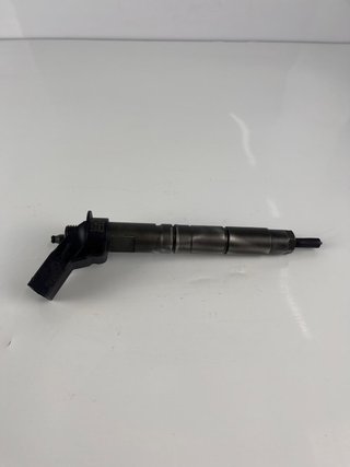 Inyector Mercedes-Benz A6420701187