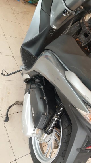 Honda SH 125 gris 2016 tiene solo 132 km