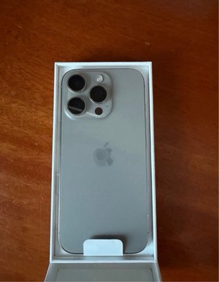 iPhone 16 Pro 256GB Titanio Natural