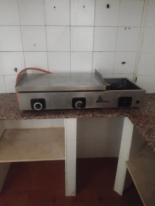 Plancha de cocina a gas de restaurante