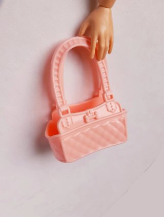 Vestito primaverile Barbie curvy con accessori