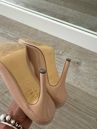 Zapatos de tacón ceremonia beige