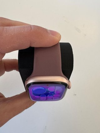 Apple Watch 11 42mm 100% rosa
