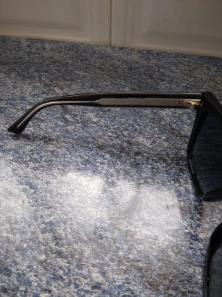 Gafas de sol negras