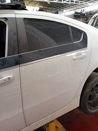 PUERTA TRASERA IZQUIERDA Opel Ampera (07.2011->)