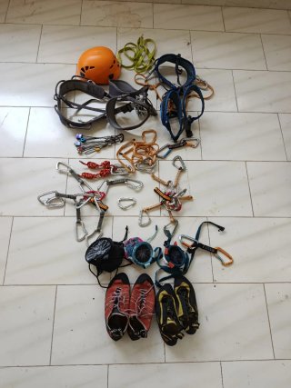 Equipo de escalada completo