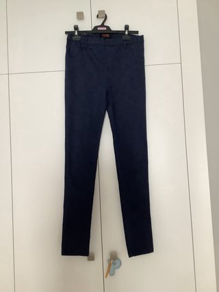 Pantalón azul marino Inside talla M básico y cómod