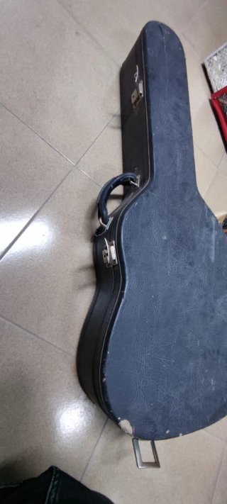 Guitarra Clásica José Ramírez   con Funda