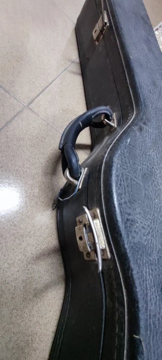 Guitarra Clásica José Ramírez   con Funda