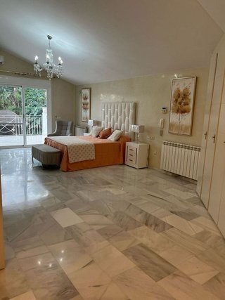 Chalet en alquiler en Elviria en Marbella