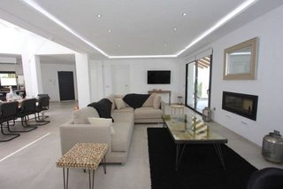 Chalet en alquiler en Elviria en Marbella