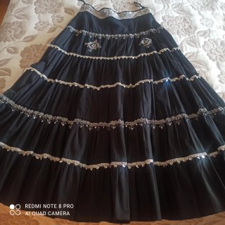 Falda midi Flamenco negra y plata