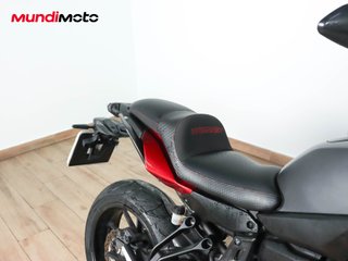 YAMAHA TRACER 7