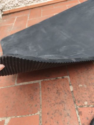 Esterillas negras gruesas (3 unidades)