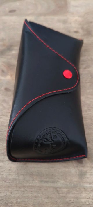 Vendo funda para Gafas Ray-Ban