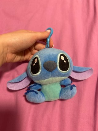 Lote de figuras y peluche Stitch